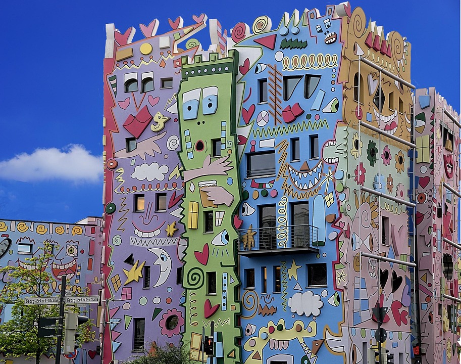 Foreclosures: Is Now the Right Time to Buy?