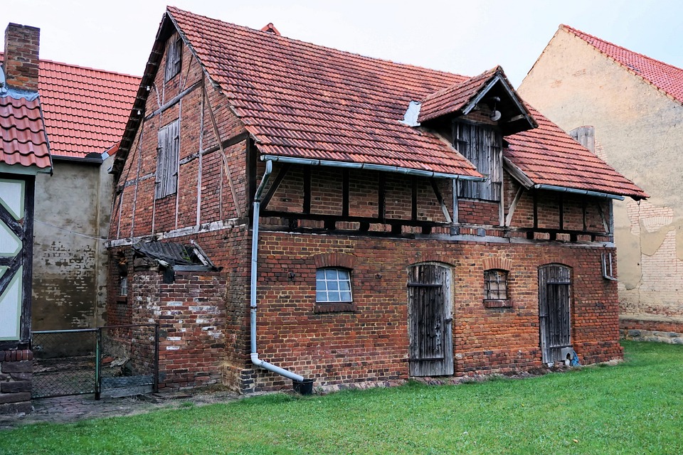 Beyond the Sale: Unearthing Valuable Information in Your House's Deed