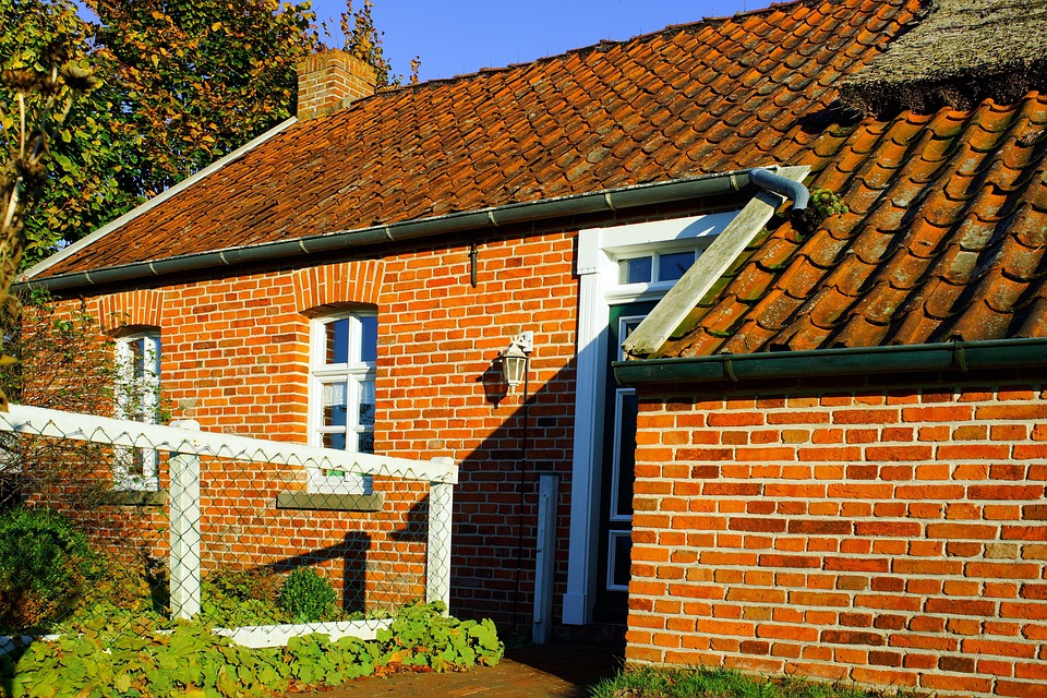 Neighbor Dispute? How to Find Out Who Owns That Property